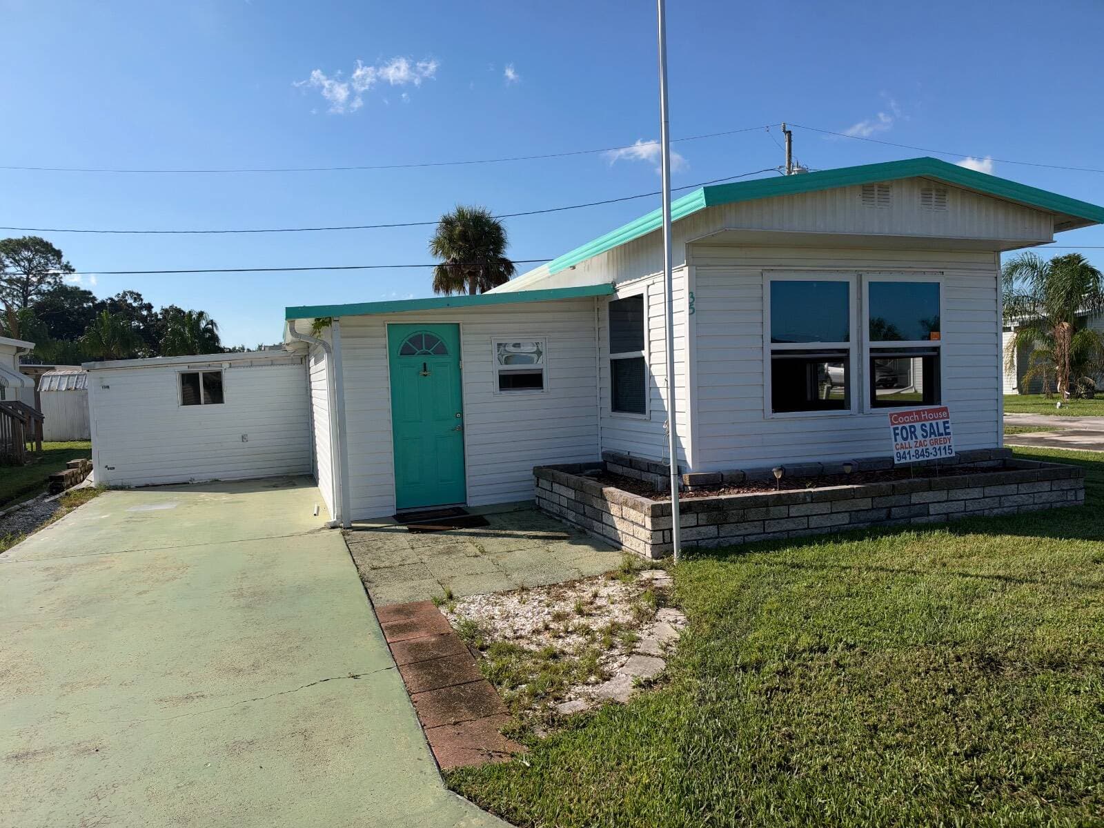 Manufactured home in Palmetto, FL 34221