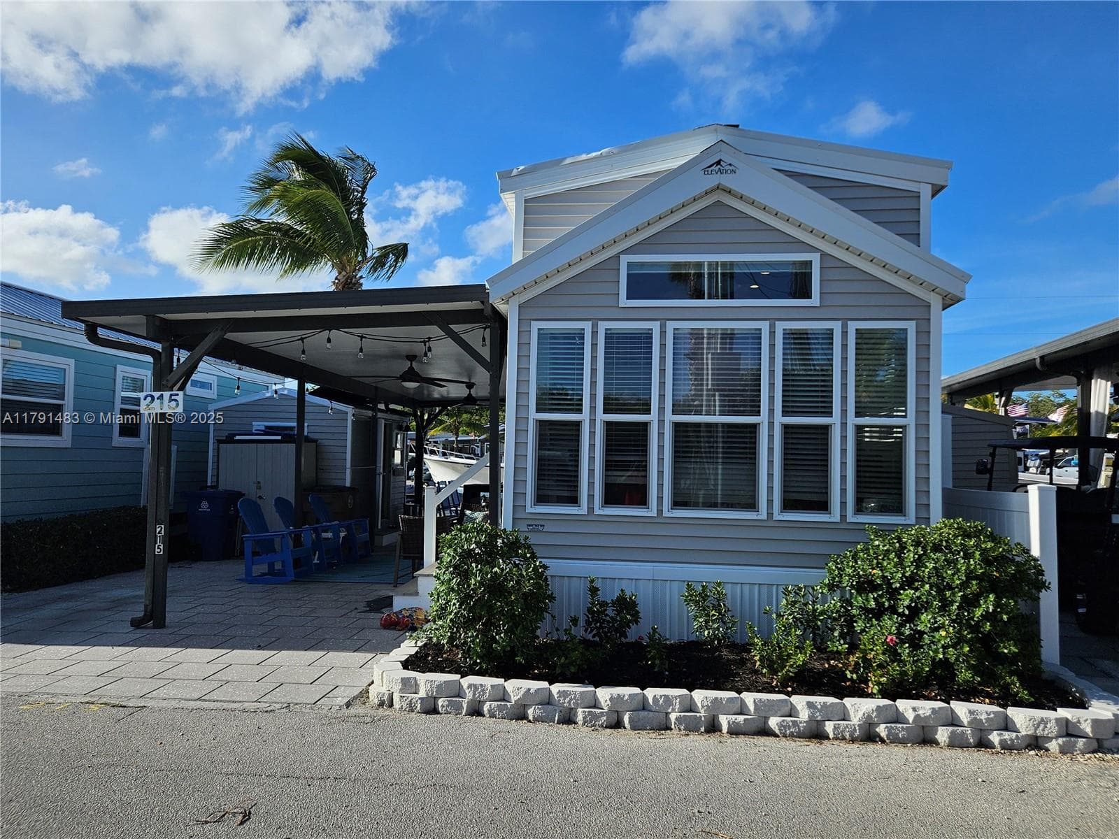 Manufactured home in Key Largo, FL 33037