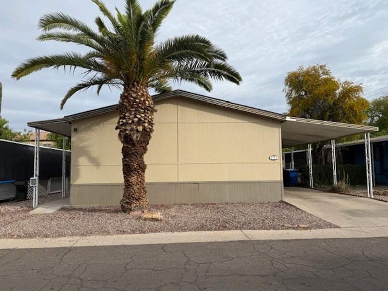 Manufactured home in Mesa, AZ 85206