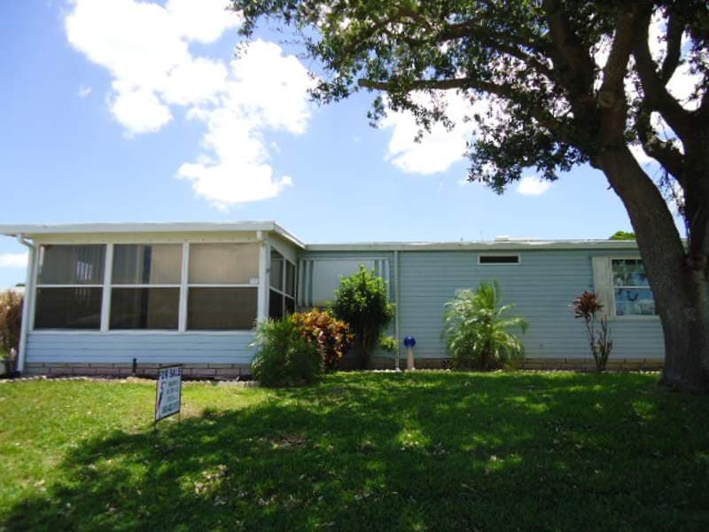 Manufactured home in Haines City, FL 33844