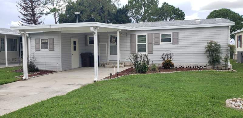 Manufactured home in Haines City, FL 33844