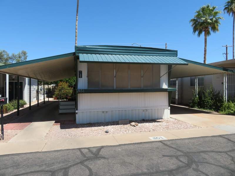 Manufactured home in Mesa, AZ 85205
