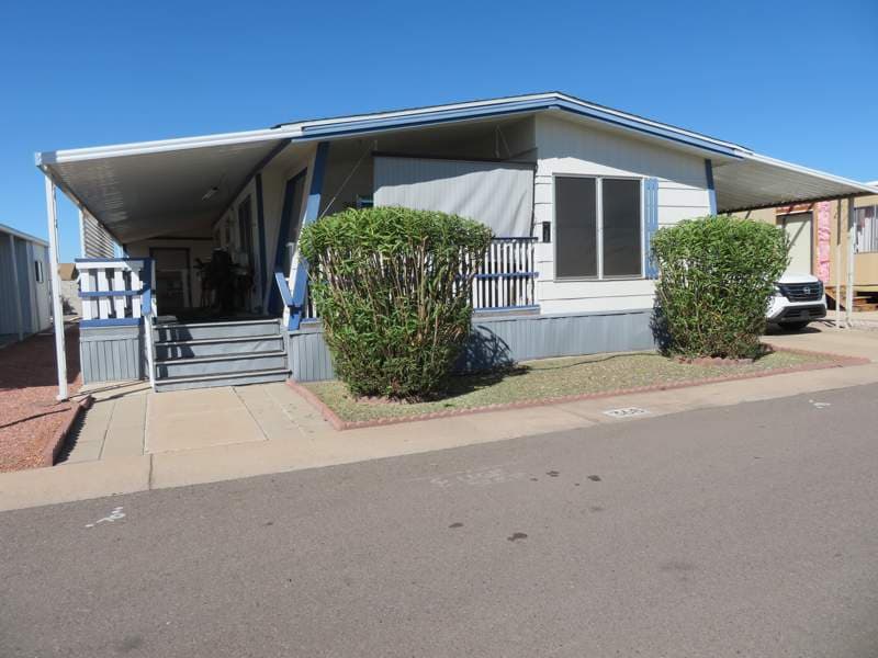 Manufactured home in Mesa, AZ 85205