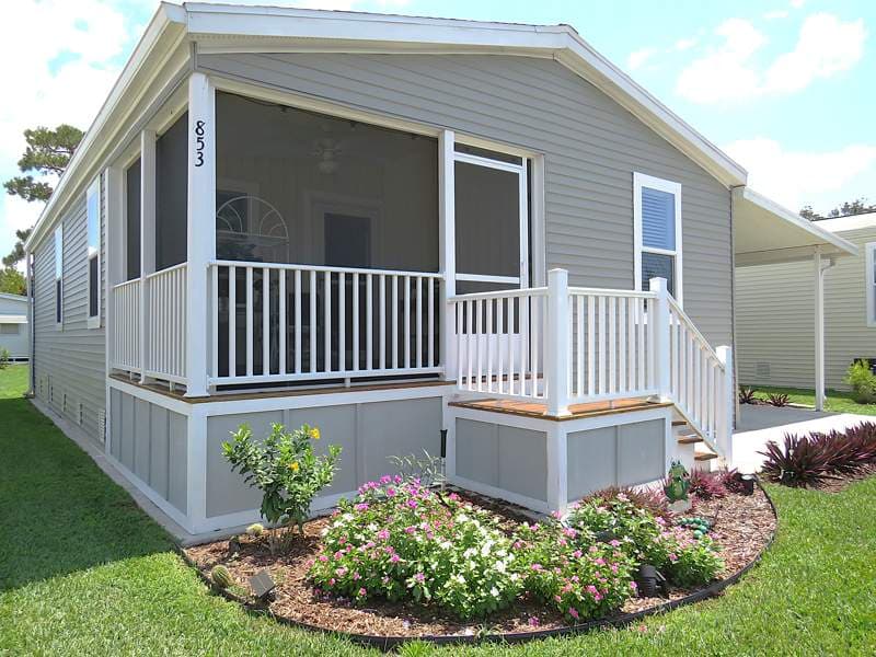 Manufactured home in Casselberry, FL 32707