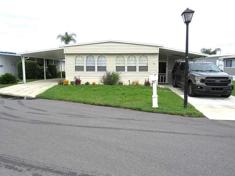 Manufactured home in Casselberry, FL 32707