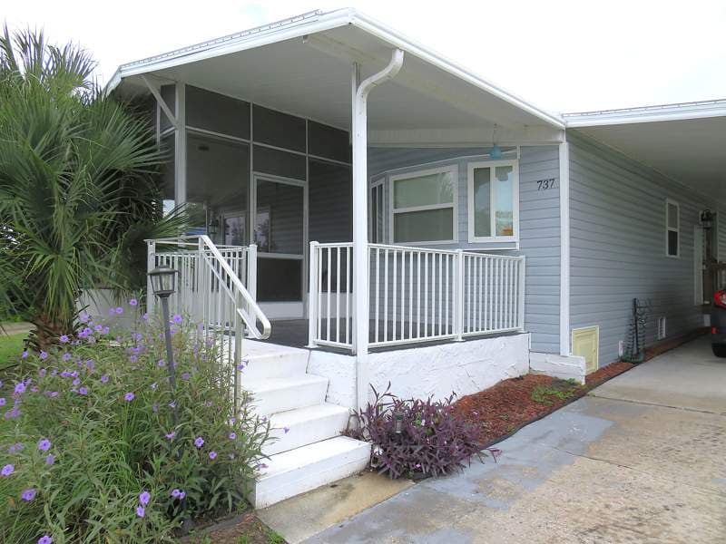 Manufactured home in Casselberry, FL 32707
