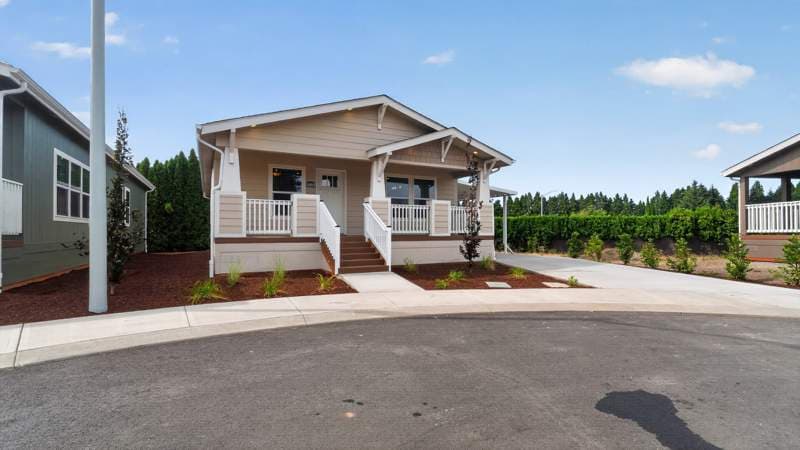Manufactured home in Salem, OR 97317