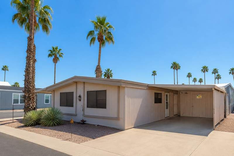 Manufactured home in Mesa, AZ 85204