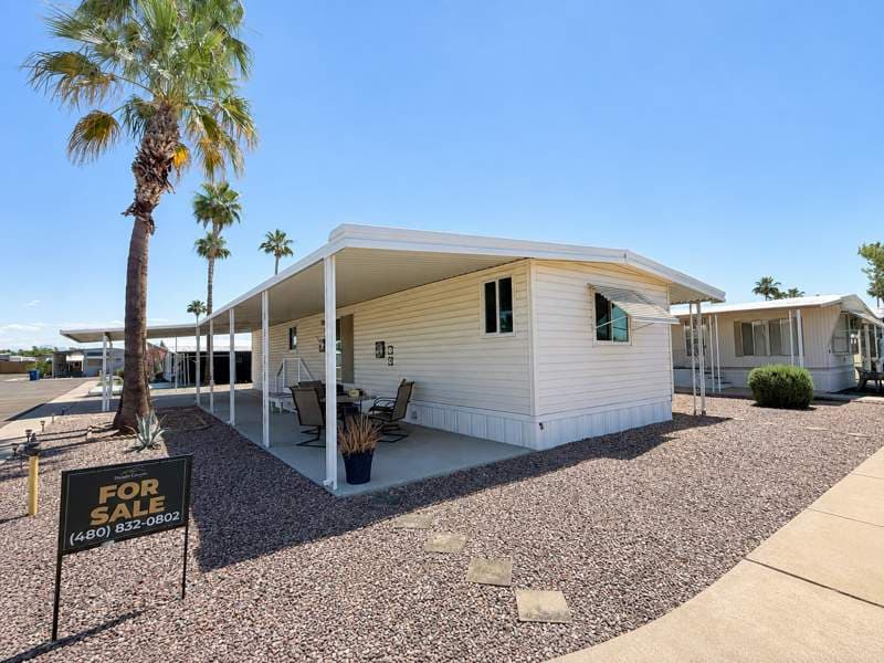 Manufactured home in Mesa, AZ 85204