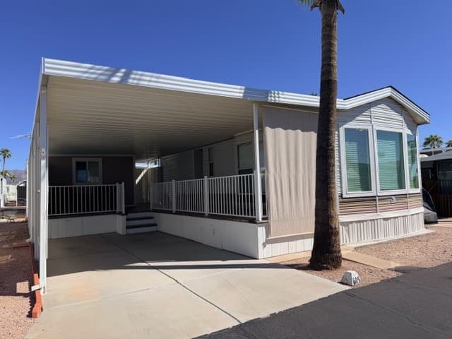 Manufactured home in Apache Junction, AZ 85120