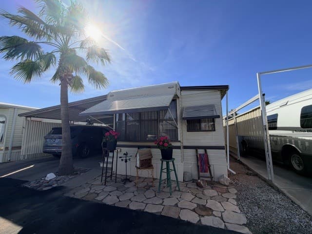 Manufactured home in Apache Junction, AZ 85120
