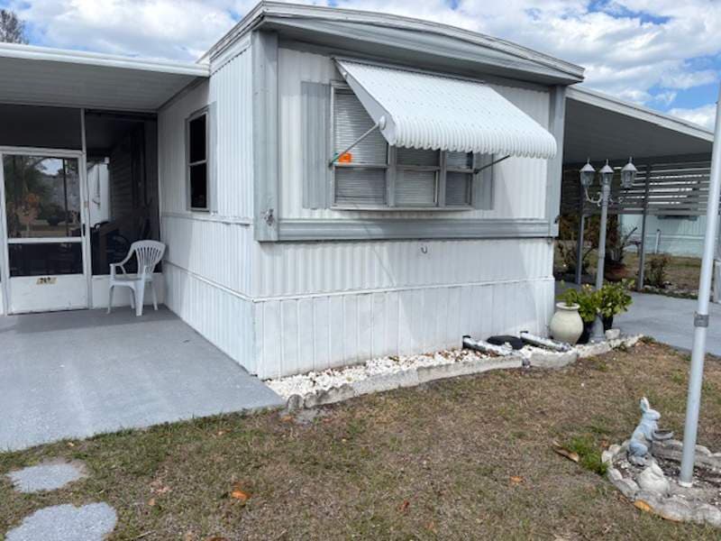 Manufactured home in Melbourne, FL 32901