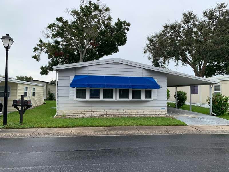 Manufactured home in Largo, FL 33778