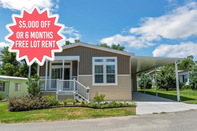 Manufactured home in Deland, FL 32724