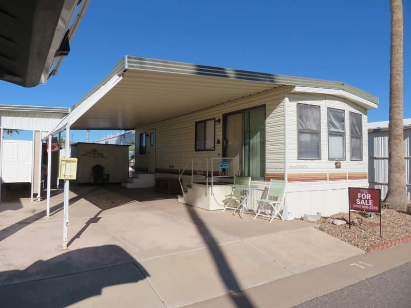 Manufactured home in Apache Junction, AZ 85120