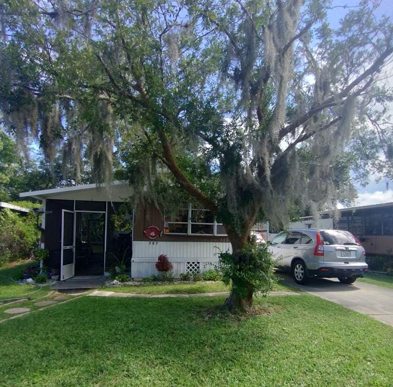 Manufactured home in Saint Augustine, FL 32084