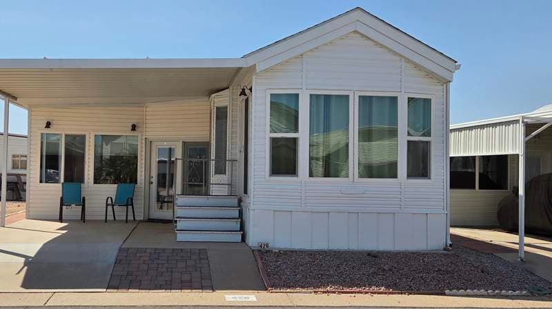 Manufactured home in Apache Junction, AZ 85120