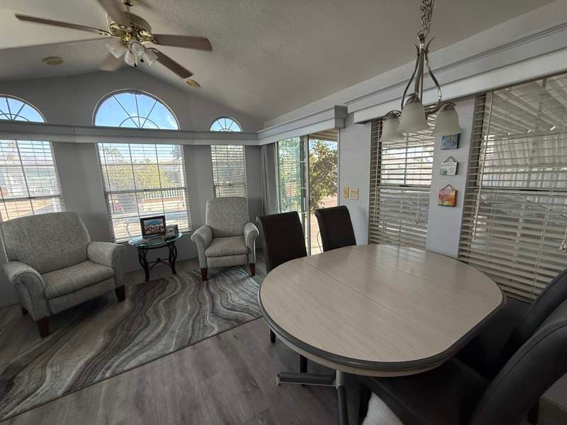 Manufactured home in Apache Junction, AZ 85120