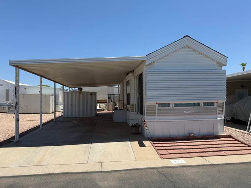 Manufactured home in Apache Junction, AZ 85120