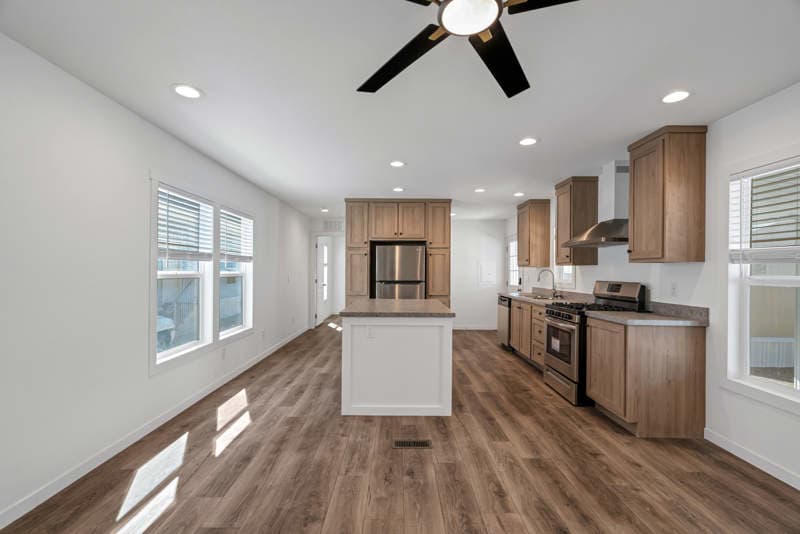 Manufactured home in Tucson, AZ 85705