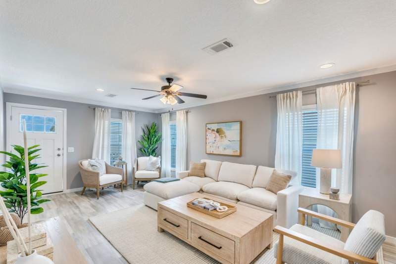 Manufactured home in Fort Myers, FL 33908