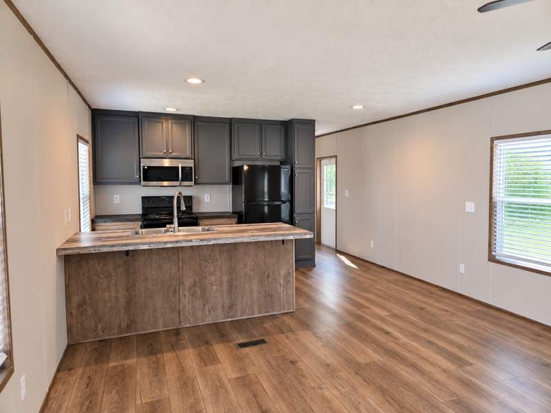 Manufactured home in Clarksville, TN 37042