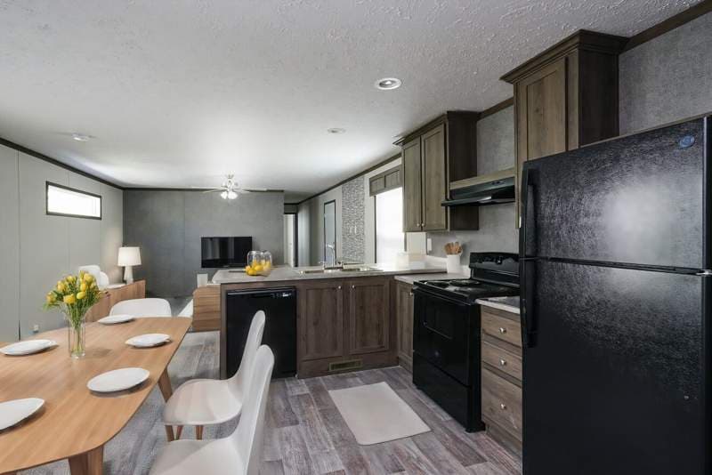 Manufactured home in Newport News, VA 23606