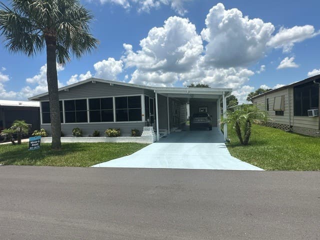 Manufactured home in Sebring, FL 33872