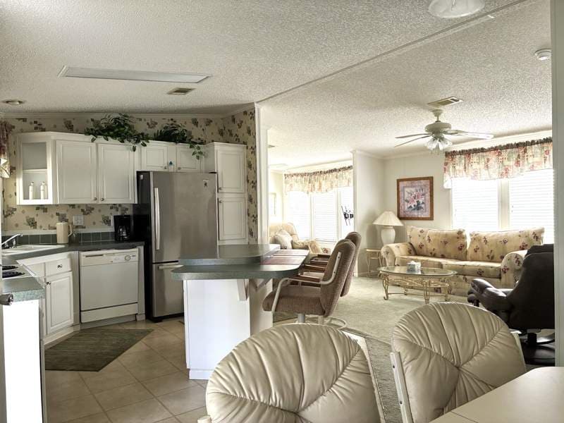 Manufactured home in Avon Park, FL 33825
