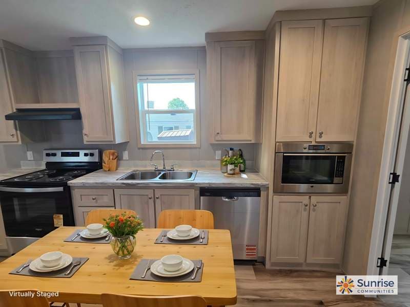 Manufactured home in Madisonville, KY 42431