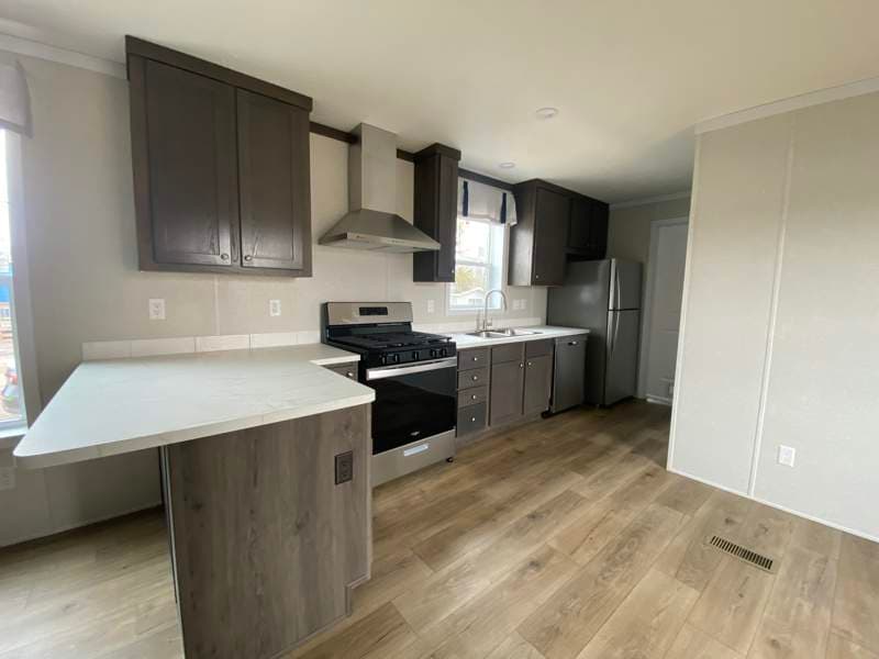 Manufactured home in Rockford, IL 61109