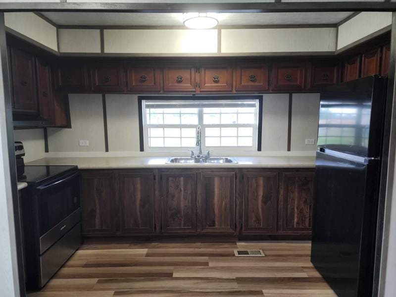Manufactured home in Columbia City, IN 46725