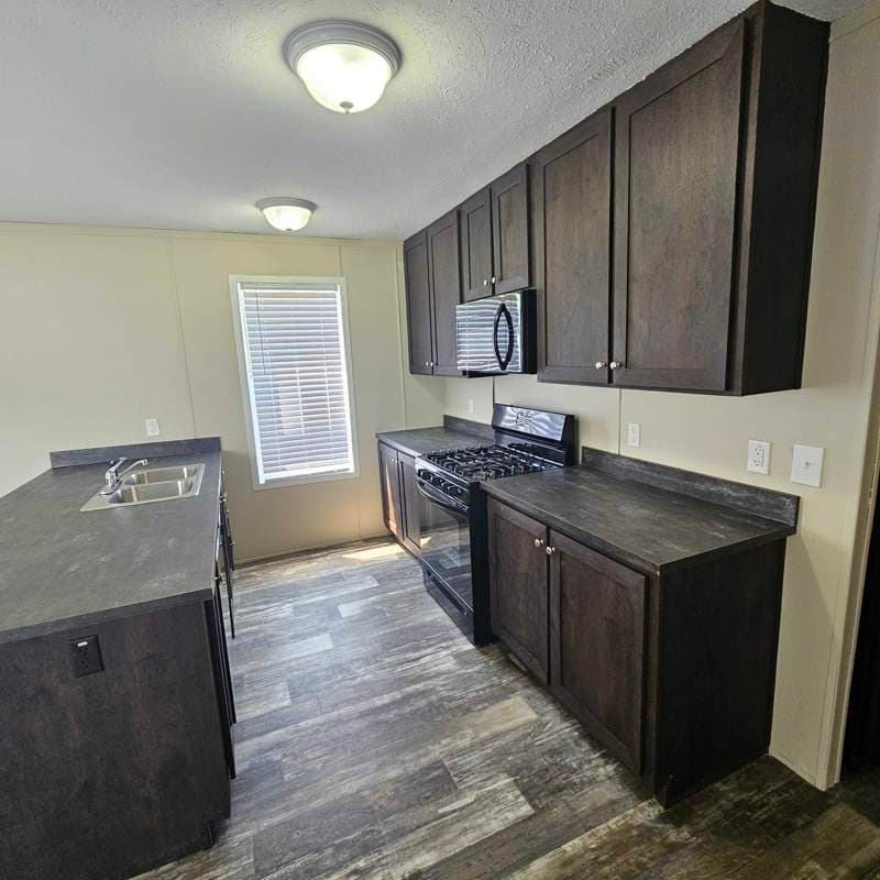 Manufactured home in Fort Wayne, IN 46818