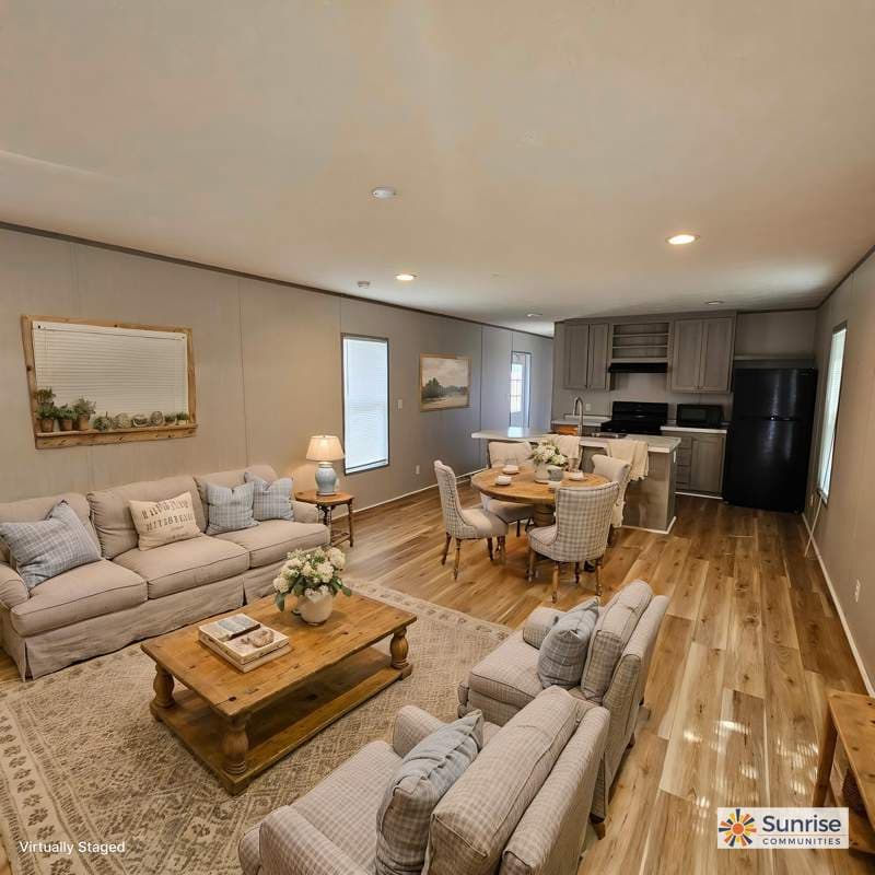 Manufactured home in Fort Wayne, IN 46818