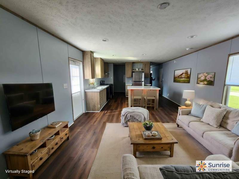 Manufactured home in Fort Wayne, IN 46818