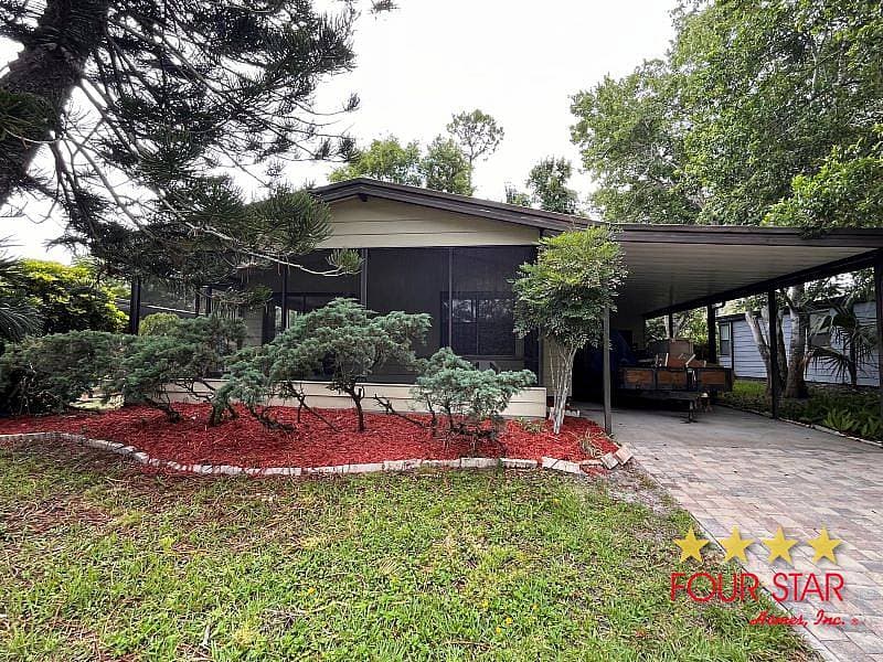 Manufactured home in Ormond Beach, FL 32174