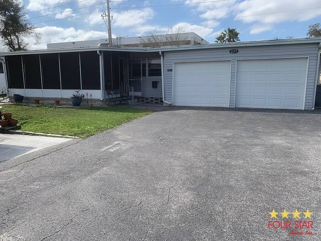 Manufactured home in Orlando, FL 32839