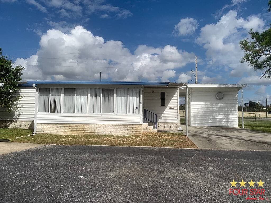 Manufactured home in Orlando, FL 32839