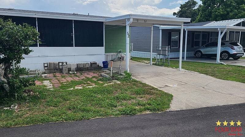 Manufactured home in Ormond Beach, FL 32174