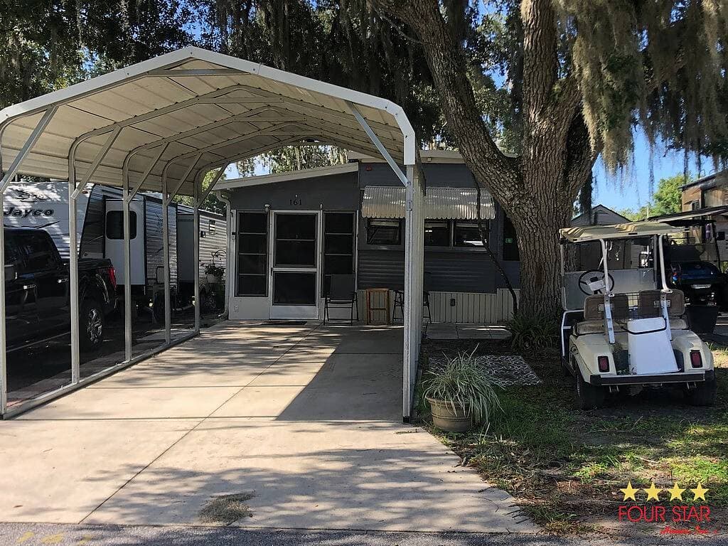 Manufactured home in Avon Park, FL 33825