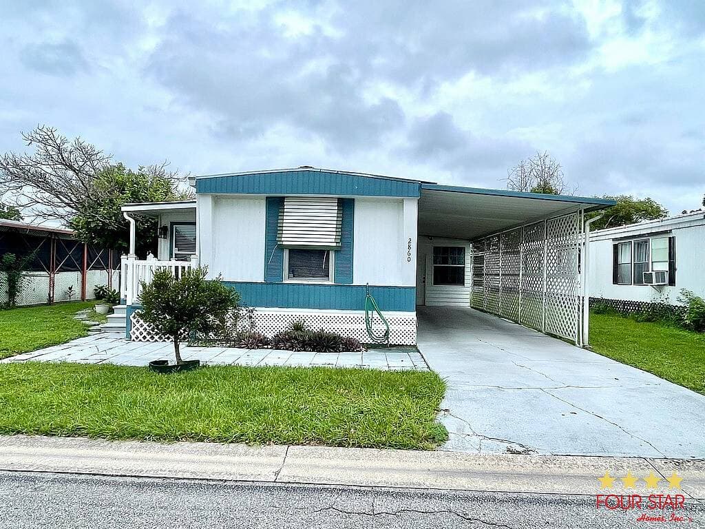 Manufactured home in Orlando, FL 32822
