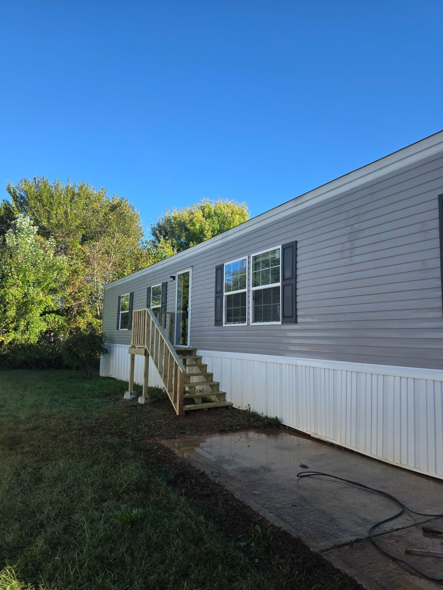 Manufactured home in Clinton, TN 37716