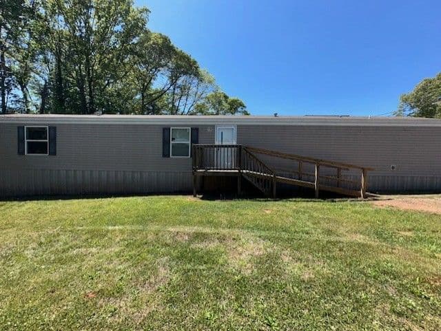 Manufactured home in CAMP HILL, AL 36850