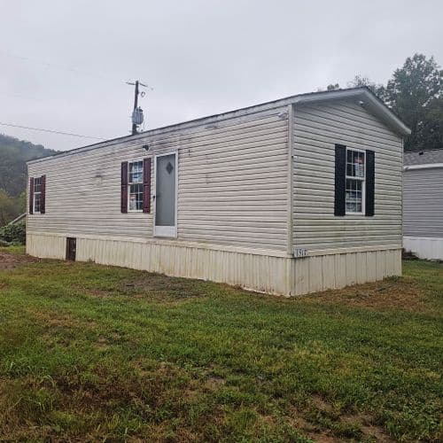 Manufactured home in CHARLESTON, WV 25311