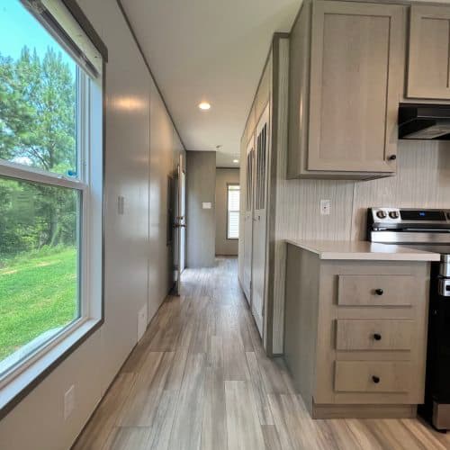 Manufactured home in Lavonia, GA 30553
