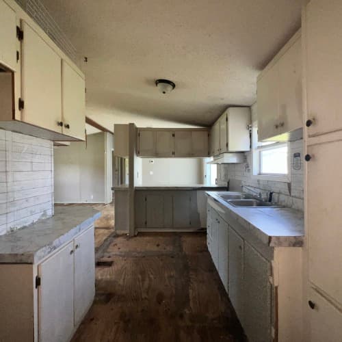 Manufactured home in Cairo, GA 39828