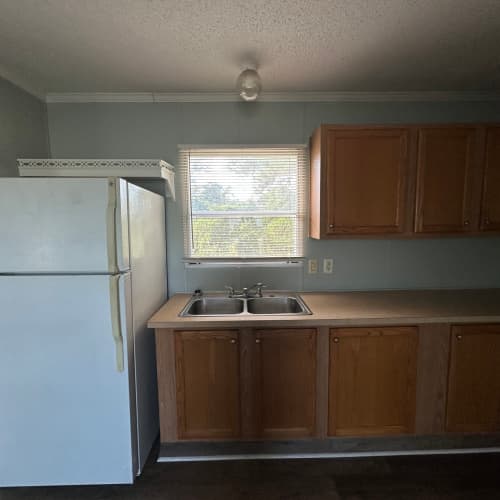 Manufactured home in Hubert, NC 28539