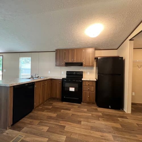 Manufactured home in Thomasville, GA 31792