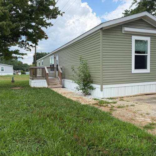 Manufactured home in Radcliff, KY 40160