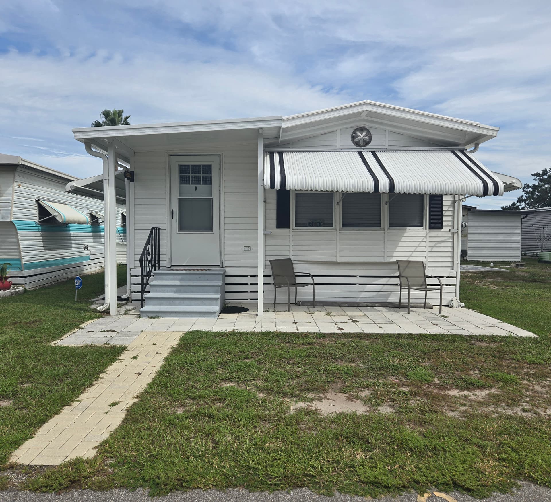 Manufactured home in Zephyrhills, FL 33541